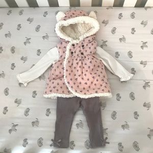 3-Piece Baby Girl Outfit Vest / Shirt / Leggings